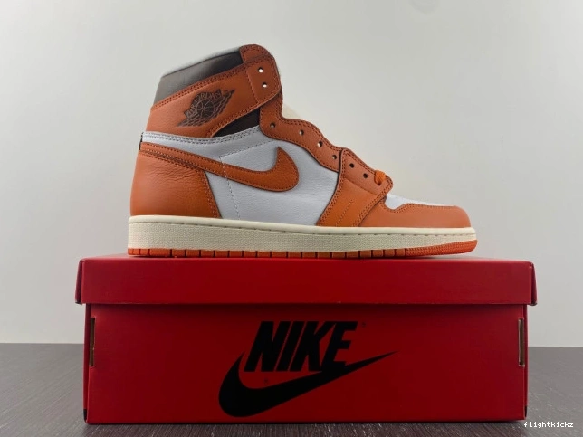 DO9369-101 Air WMNS OG Jordan 1 Starfish High 1123